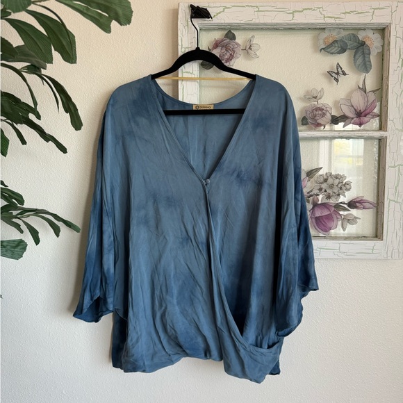 Democracy Tops - Democracy Dusty Blue Scoop Neck Top Size XL